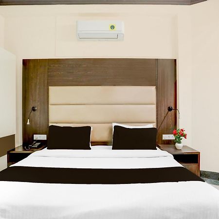 Super Townhouse Sushant Lok Phase 1 Formerly Hotel Neven Gurgaon Esterno foto