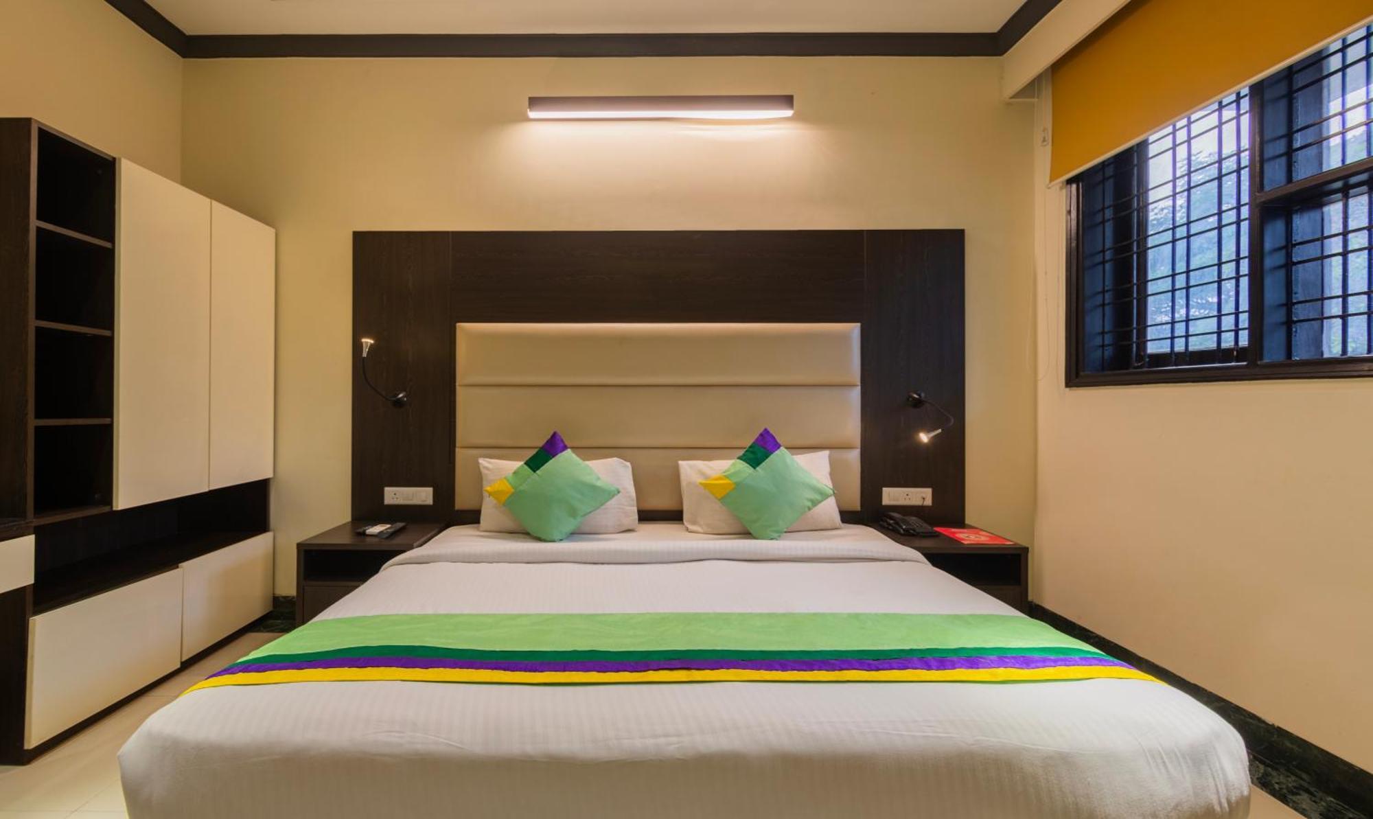 Super Townhouse Sushant Lok Phase 1 Formerly Hotel Neven Gurgaon Esterno foto