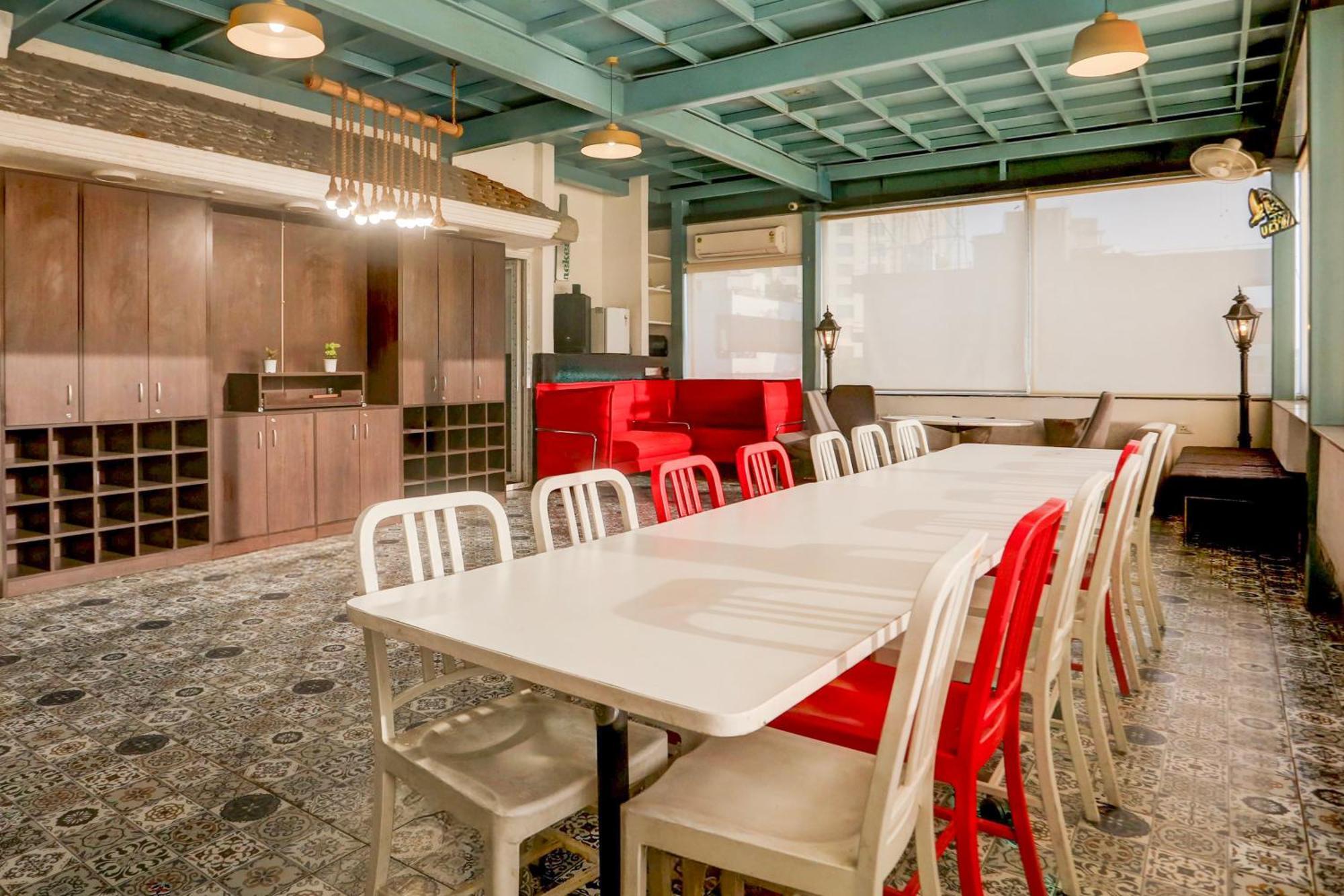 Super Townhouse Sushant Lok Phase 1 Formerly Hotel Neven Gurgaon Esterno foto